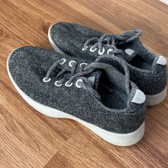 Allbirds Gray Wool Runners - Picture 1 of 6